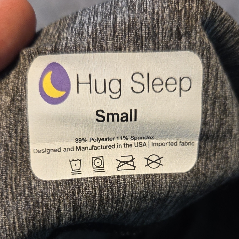 CLOSET CLOSING 7/31 Cozy Gray Hug Sleep Sleep Pod Blanket - Picture 2 of 4
